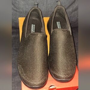 Skechers Womens Go Walk Joy Comfortable Casual Slip On Shoes - Mesh...Size 8